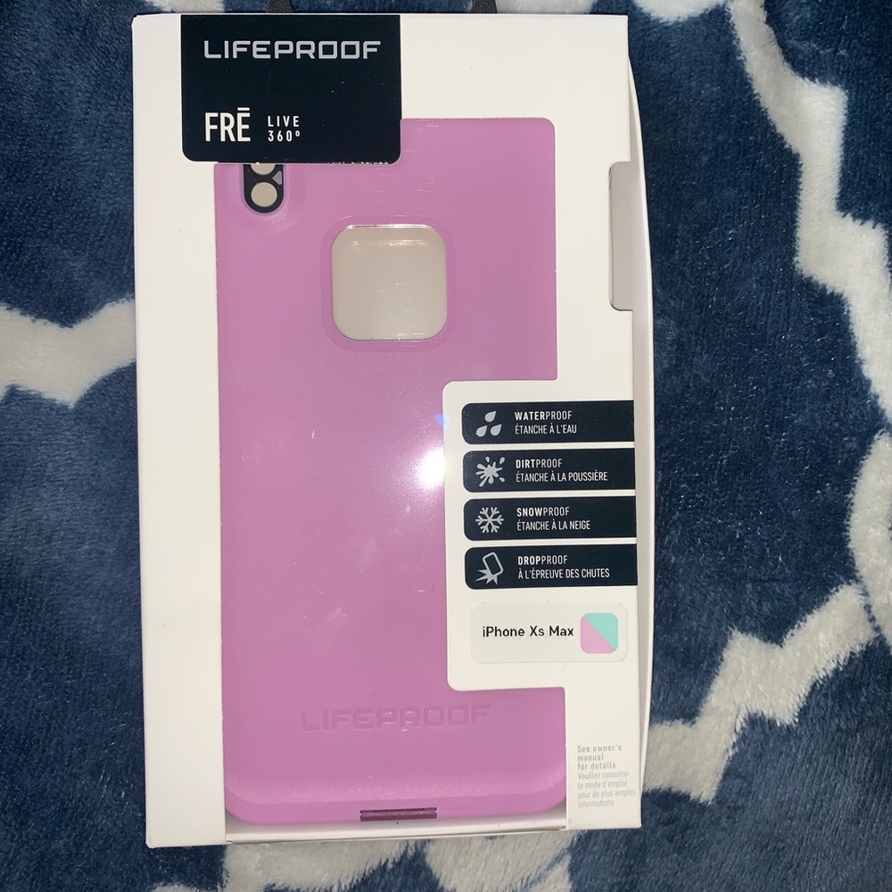 iphone XS MAXX FRĒ Lifeproof case